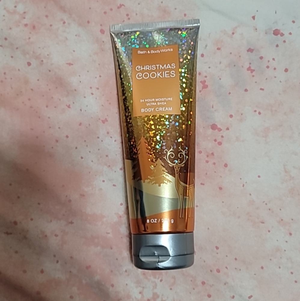 NWT Bath & Body Ultra Shea Body Cream in CHRISTMAS COOKIES, 8oz